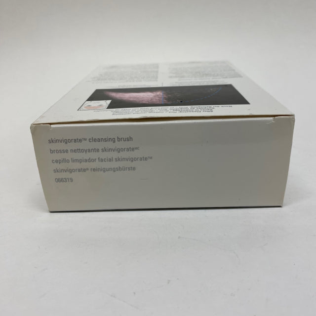 Mary Kay White Skinvigorate Cleansing Brush