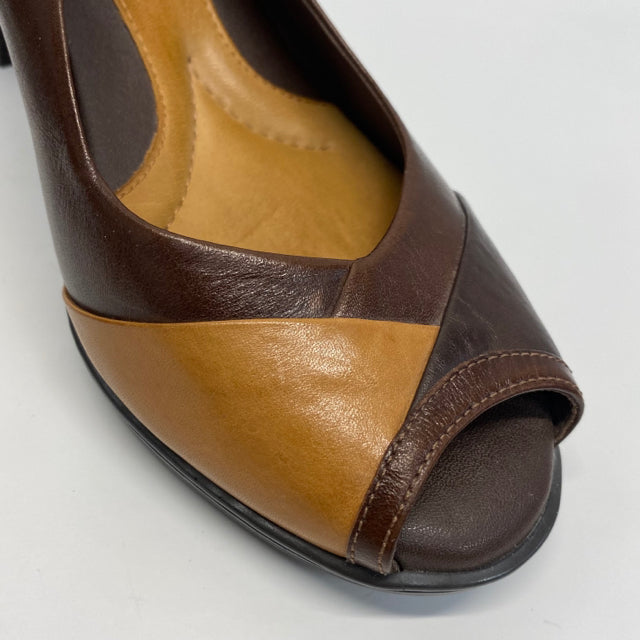 Nurture Size 7 Women's Brown Color Block Slingback Sandals