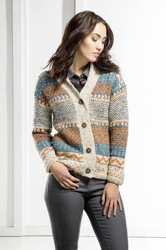 Tenoch Pattern Universal Yarn