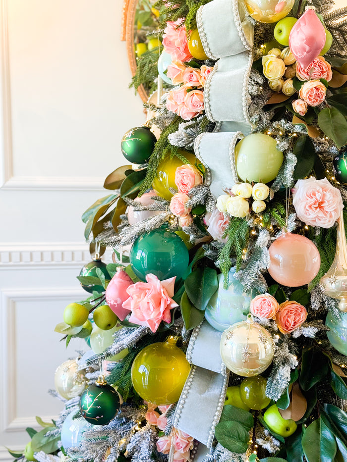 The Garden Noel Christmas Bow Box