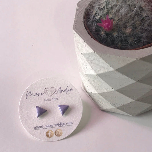 Triangles Concrete Studs
